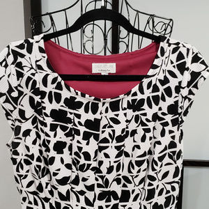 NWOT Robbie Bee Black & White Dress